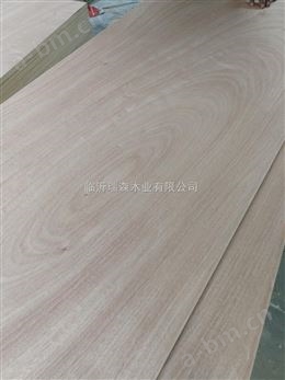 三夹板E2级工程板杨木芯胶合板1220*2440*4mm实木多层板三合板